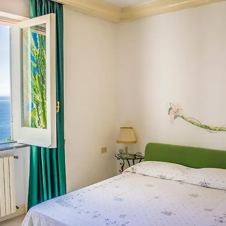 Cretaio Sleeps 9 With Pool Air Con And Wifi *